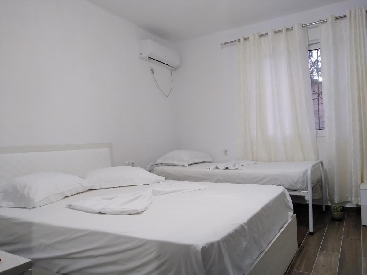 Condo Rentals Саранда Экстерьер фото
